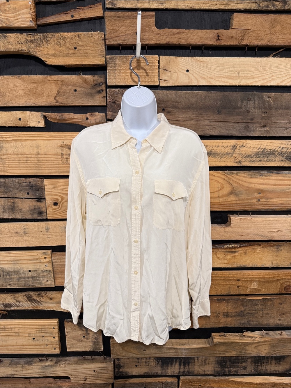 Ralph Lauren Women 100% Silk Button Down Blouse Cream Lagenlook LS Sz 14
Luxury